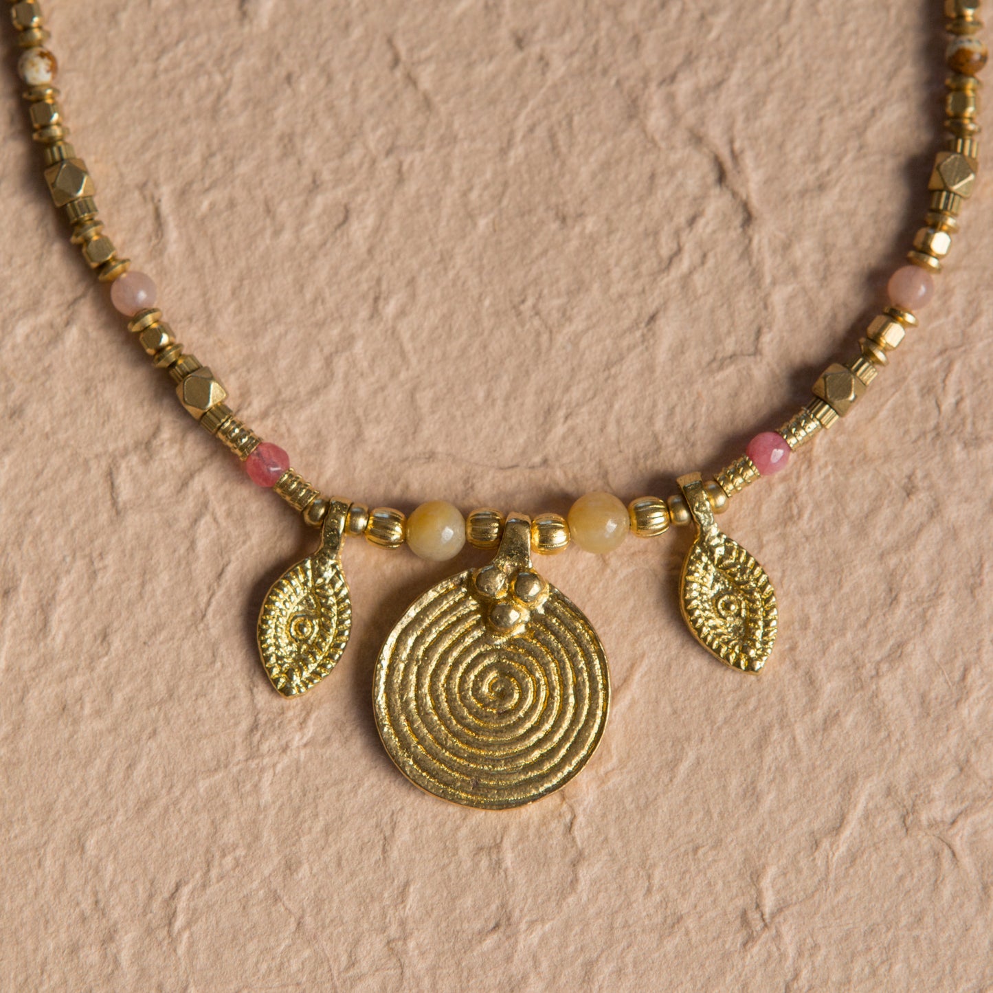 Collar Hindú Dijes Rosa