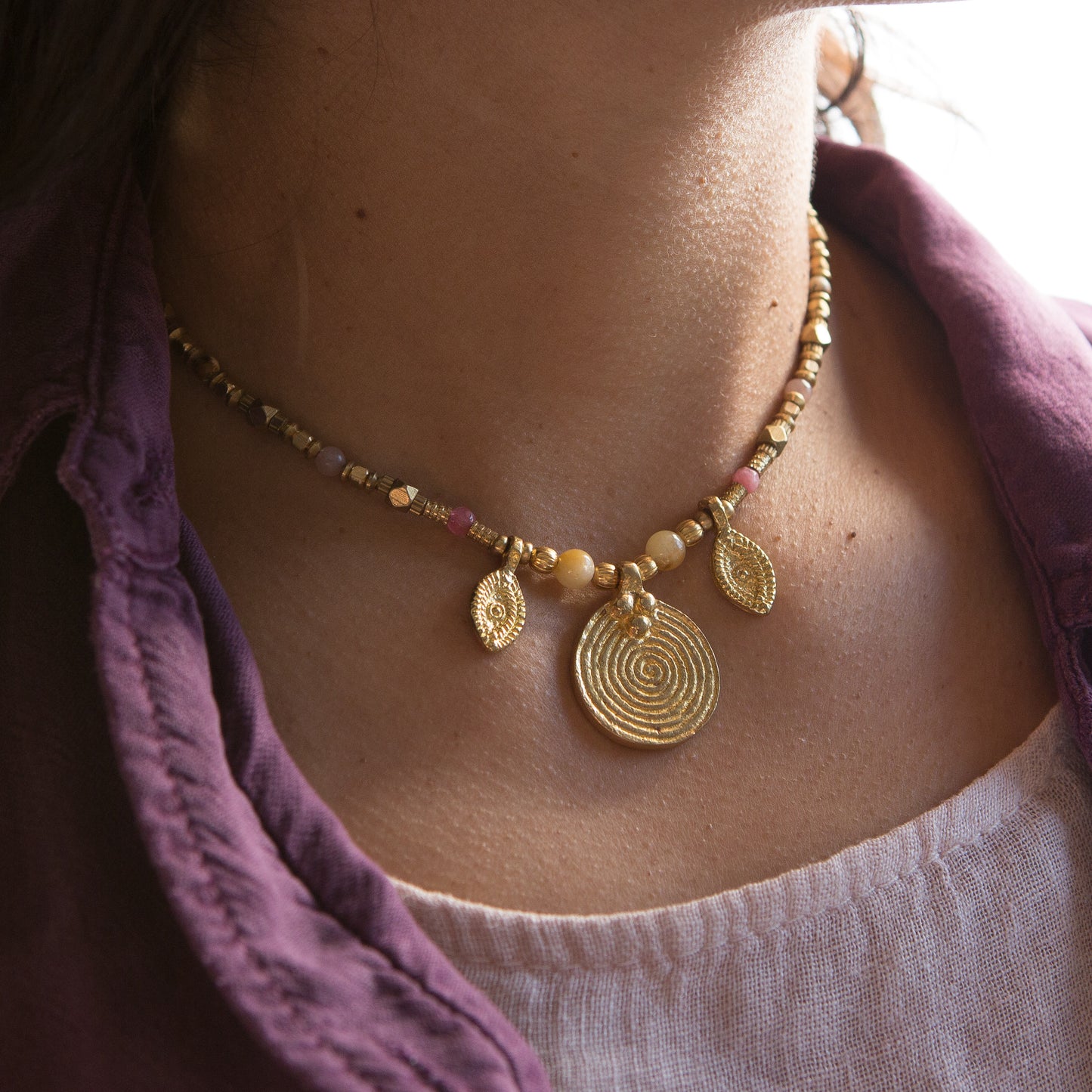 Collar Hindú Dijes Rosa