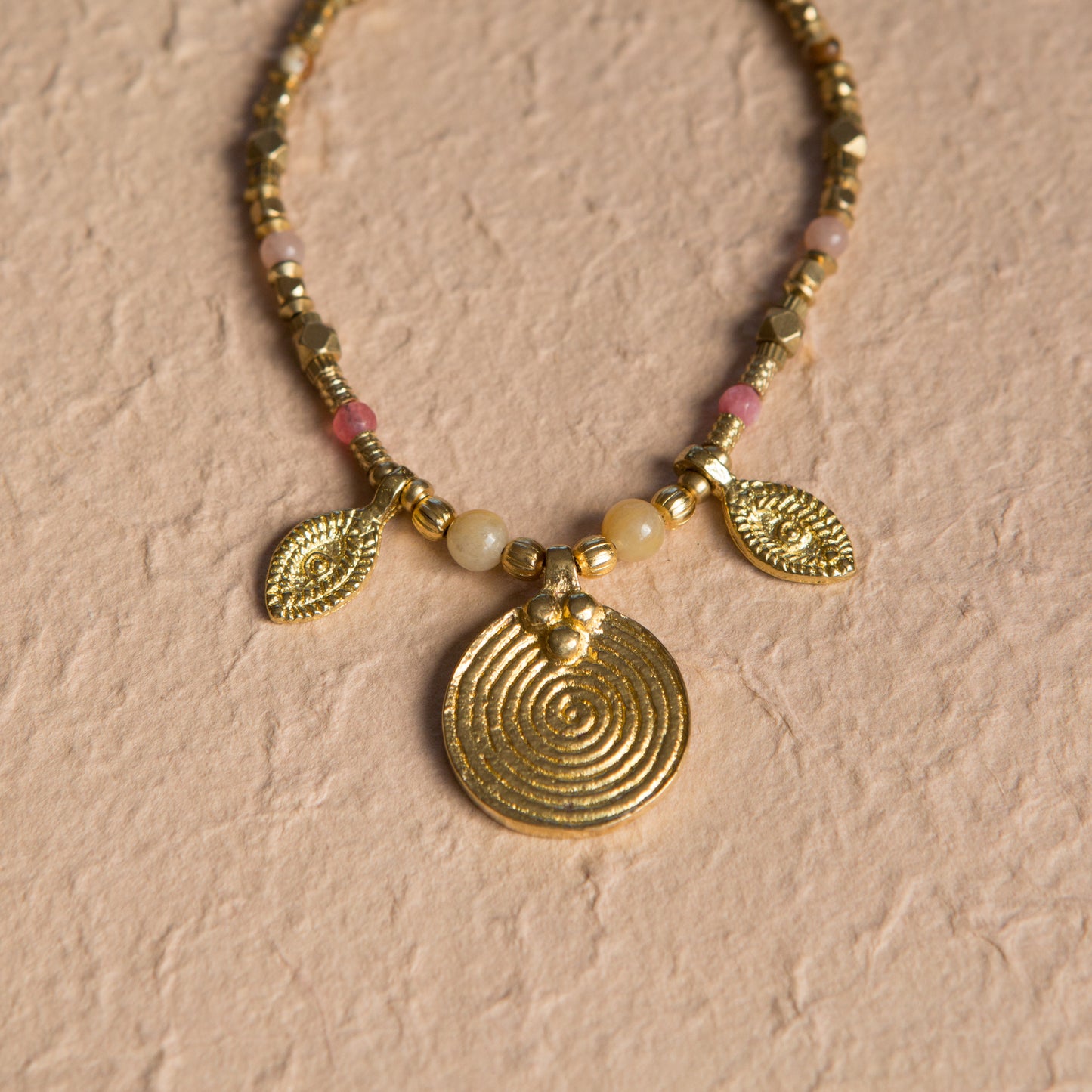 Collar Hindú Dijes Rosa