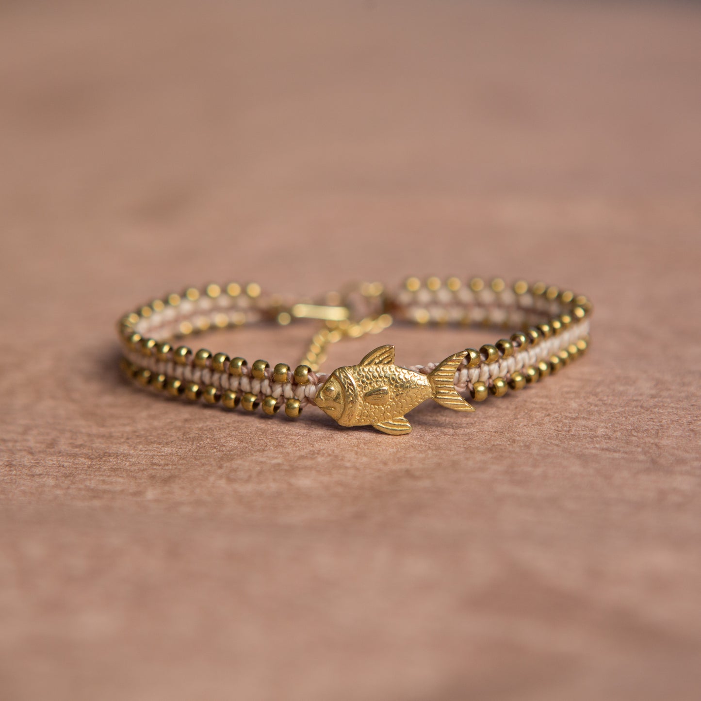 Pulsera Animal Precolombino Pez Crema
