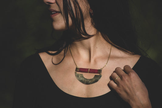 Collar Cleopatra Burdeo
